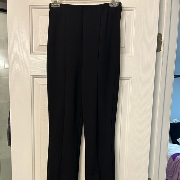 Split flare ankle pant, super stretchy work or casual black pant. Fits a 2 or 4. - Picture 1 of 3